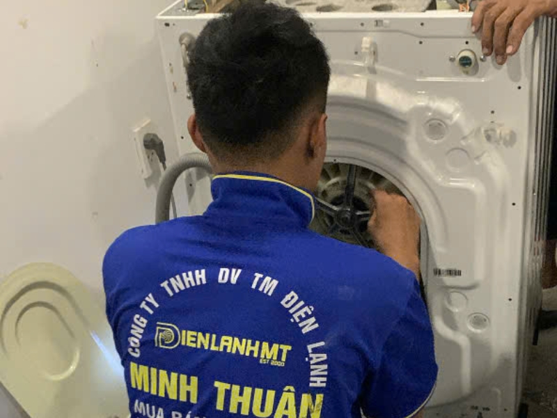Dịch vụ sửa máy giặt chuyên nghiệp tại Điện Lạnh MT