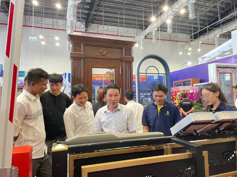 Dịch vụ tư vấn và hỗ trợ khách hàng