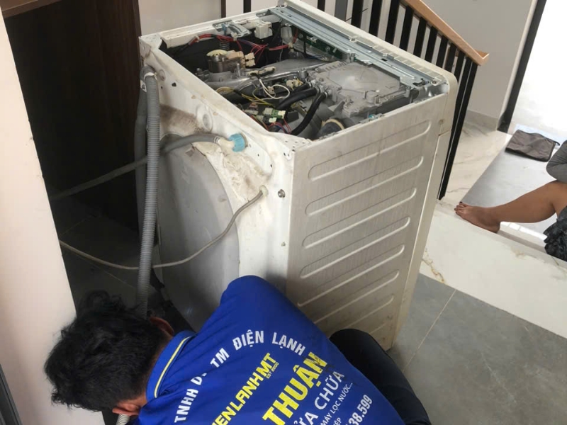 Tiêu chí đánh giá đơn vị sửa máy giặt uy tín