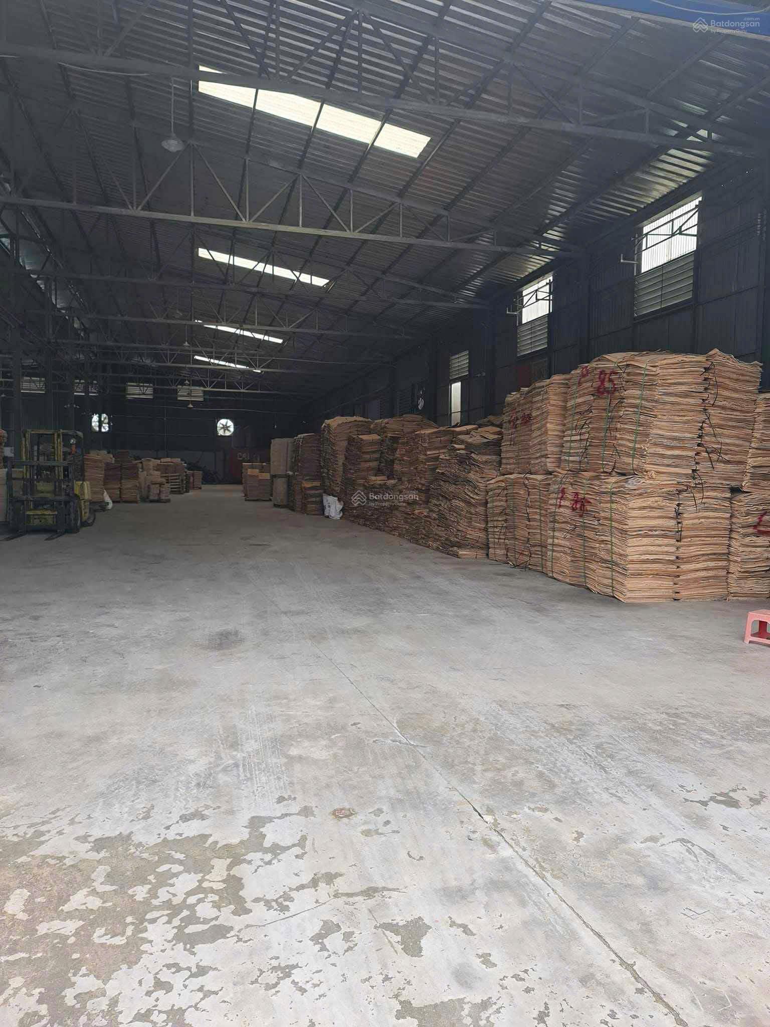 BÁN NHÀ XƯỞNG 4.400M CỤM CÔNG NGHIỆP THIỆN TÂN, VĨNH CỬU