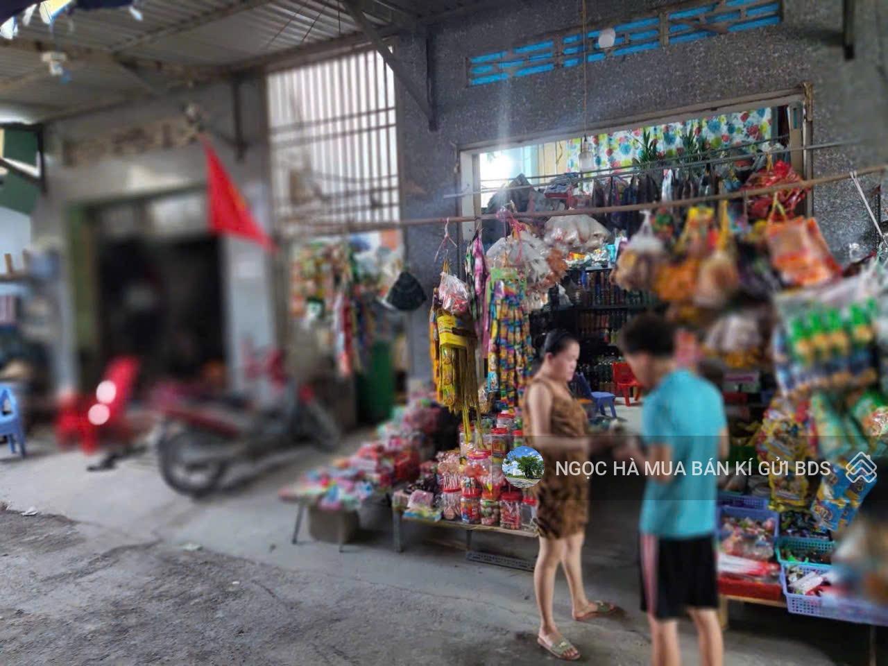 BÁN TRỌ 130M2 NGAY KCN LÊ MINH XUÂN MTĐ TRẦN ĐẠI NGHĨA RẼ VÀO, 6 PHÒNG 2 KIOT DÒNG TIỀN 14TR/TH,SHR